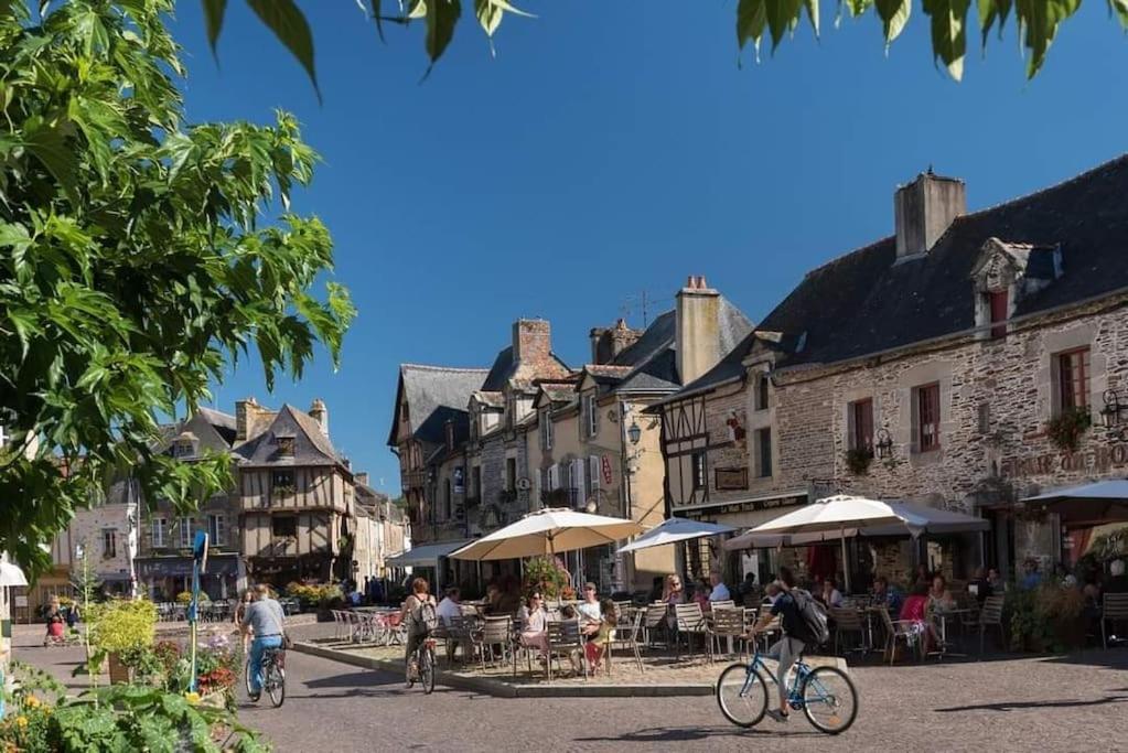 Grande Maison De Ville Entre Terre Et Mer Malestroit Zewnętrze zdjęcie